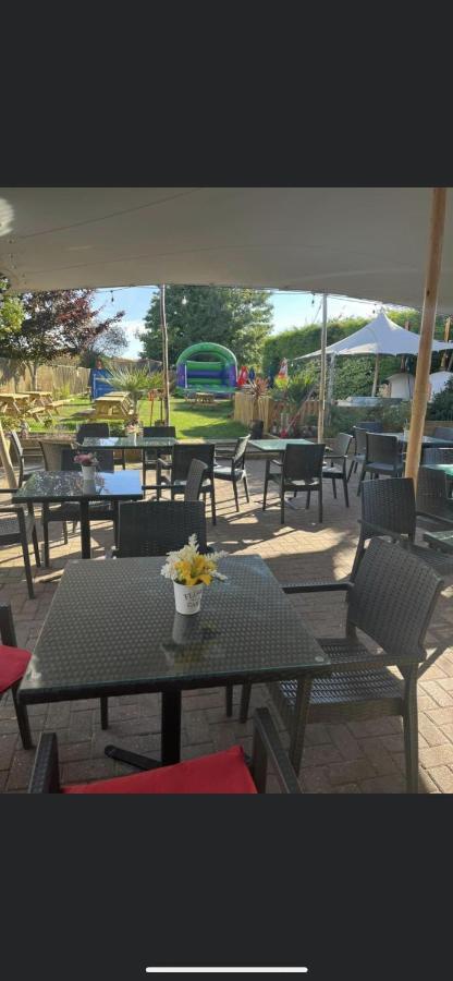 أبينغدون The Fox Inn المظهر الخارجي الصورة