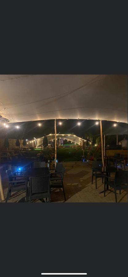 أبينغدون The Fox Inn المظهر الخارجي الصورة
